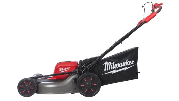 Masina de tuns iarba autopropulsata Milwaukee M18 Fuel