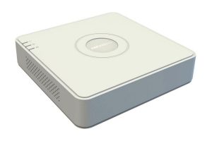 NVR 4 canale Hikvision DS-7104NI-Q1(D), pana la 6MP 3K, latime banda 60Mbps, 1x SATA max 6TB, HDMI, VGA. Fiabilitate si performanță