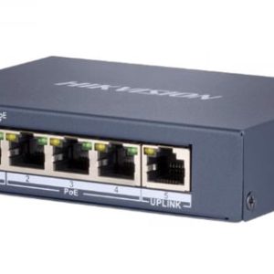 Switch cu 4 porturi PoE